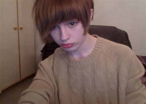 r/feminineboys