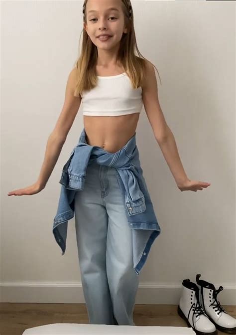 youngsmalltits.com